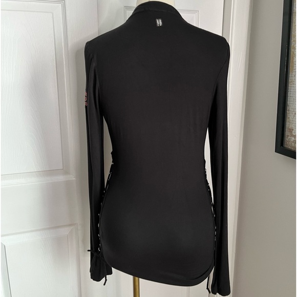 KÄRV ZIP UP TOP WITH LACE UP SIDES - Picture 7 of 13